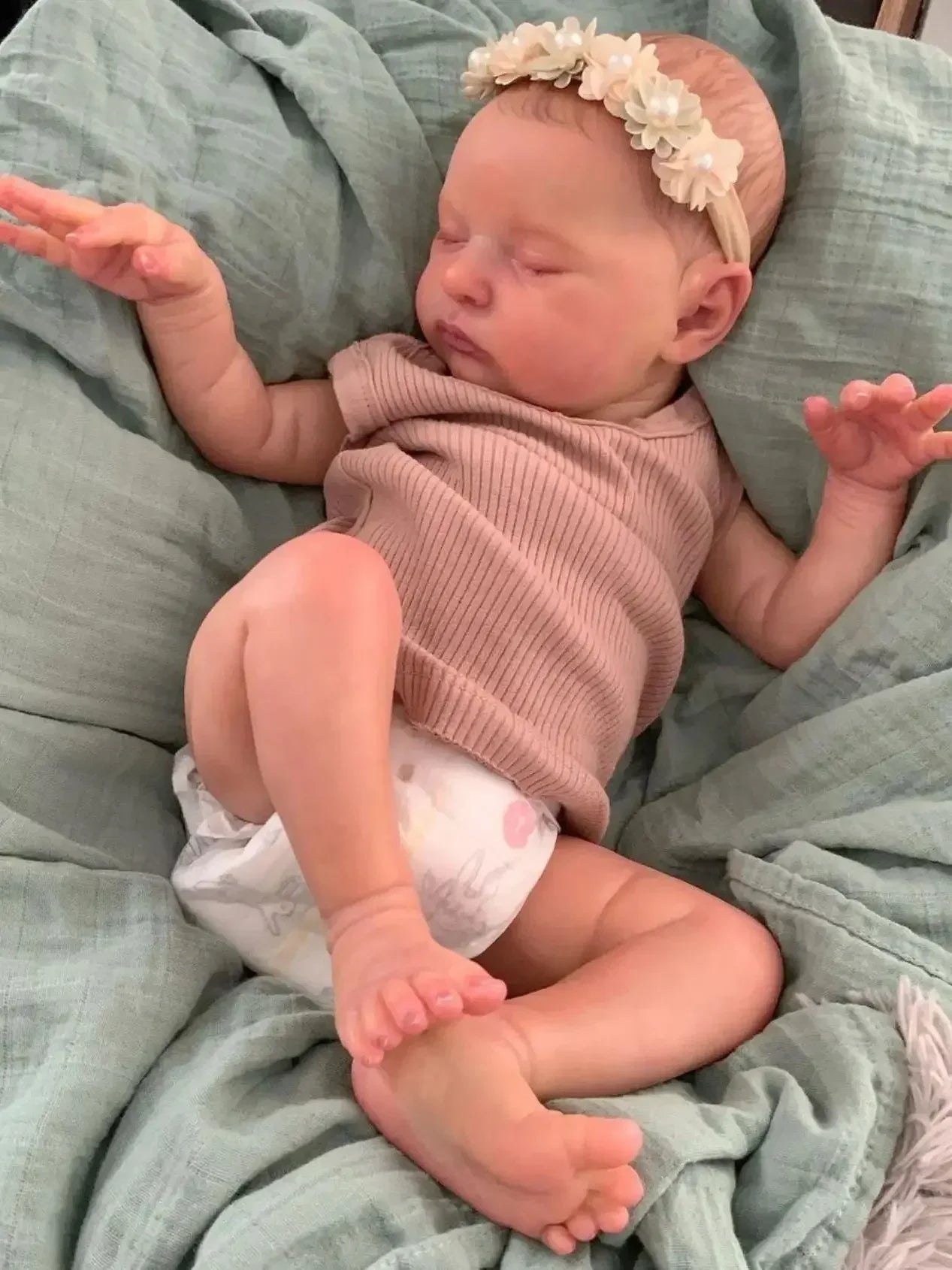Bebê Reborn Realista Laura